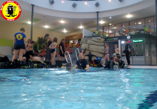 Kannertauchen am Aquanat'our den 08.11.2015 - display this album Kannertauchen am Aquanat'our den 08.11.2015